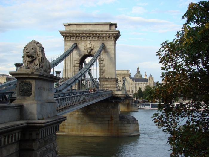 Budapeszt - widok na most Elżbiety